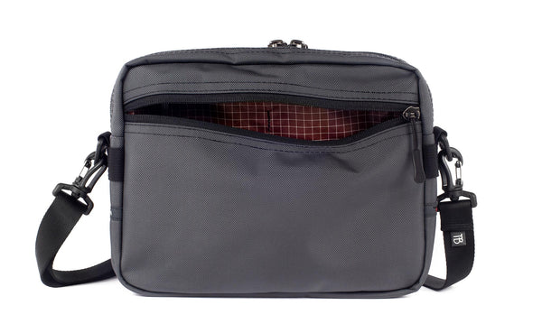 The Side Kick in Nebulous Grey (medium grey) 525 Ballistic with an Moab (oxblood red with white grid) 200 Halcyon interior.